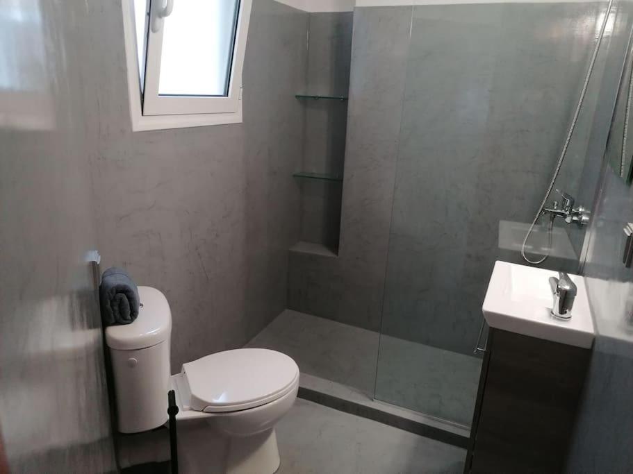 Minimal Studio Varnava Square - Kallimarmaro Area เอเธนส์ ภายนอก รูปภาพ