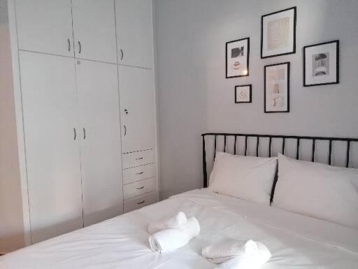 Minimal Studio Varnava Square - Kallimarmaro Area เอเธนส์ ภายนอก รูปภาพ